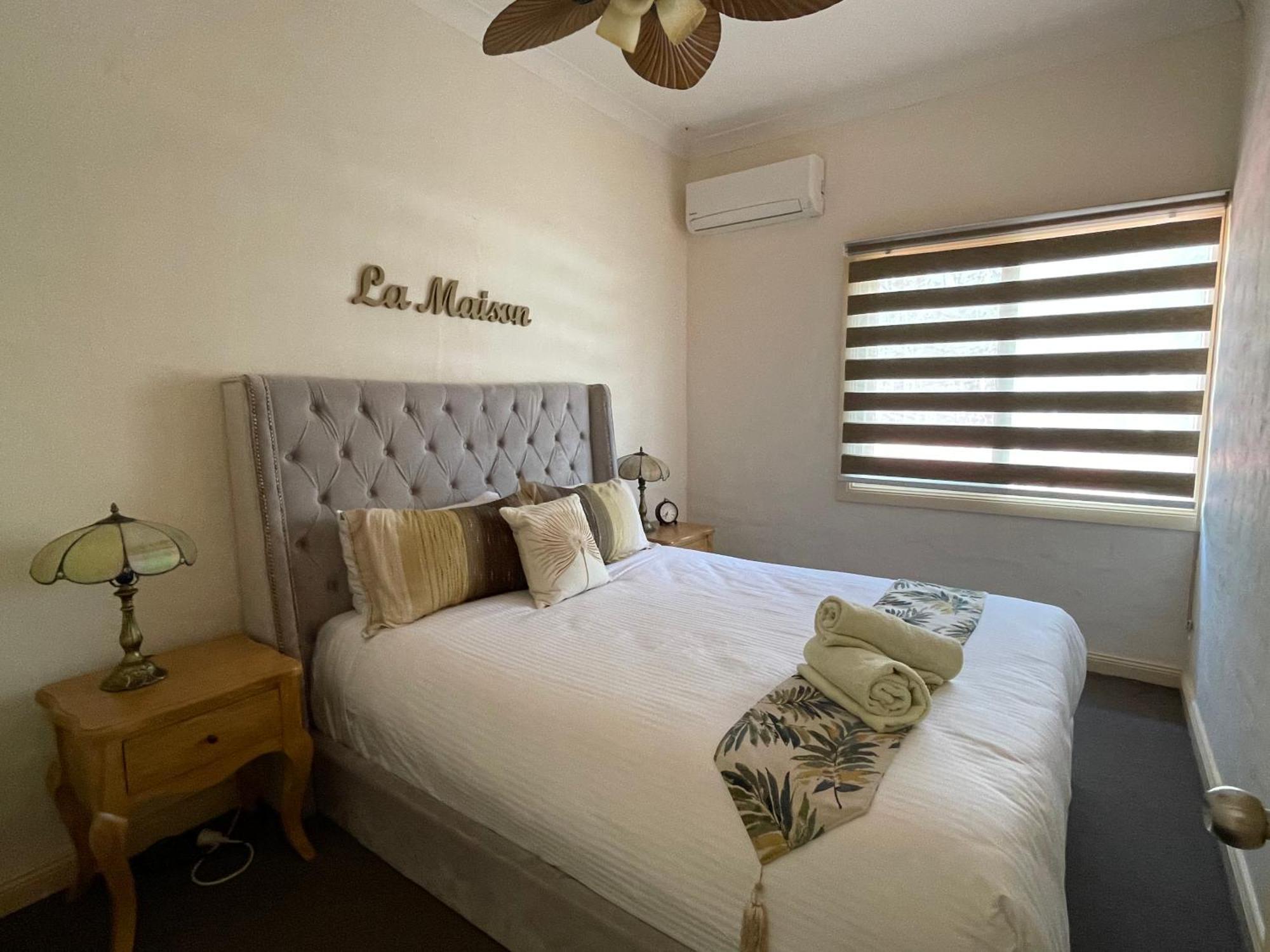Villa Provence Поколбин Экстерьер фото
